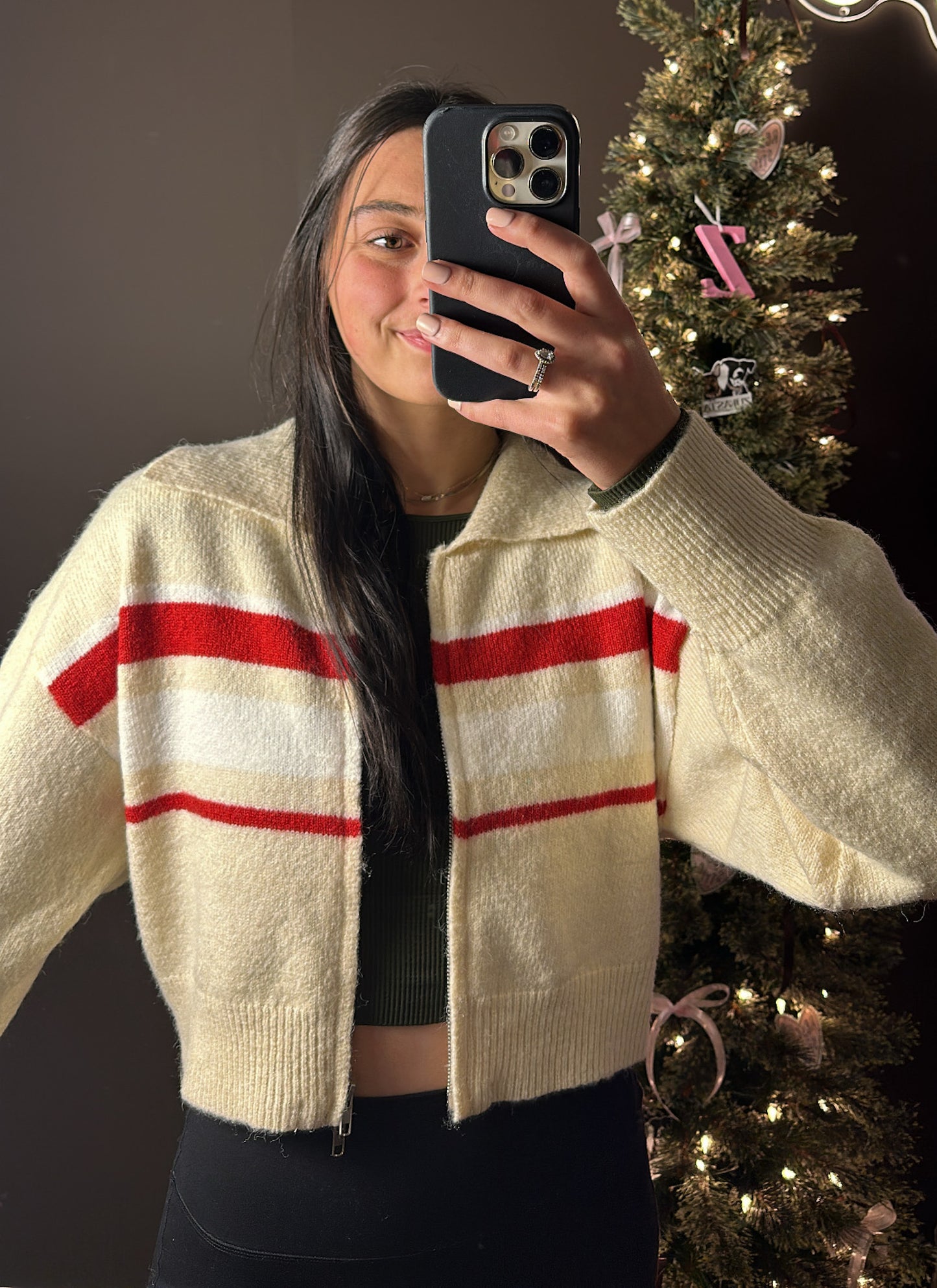 Eggnog Cropped Zip-up